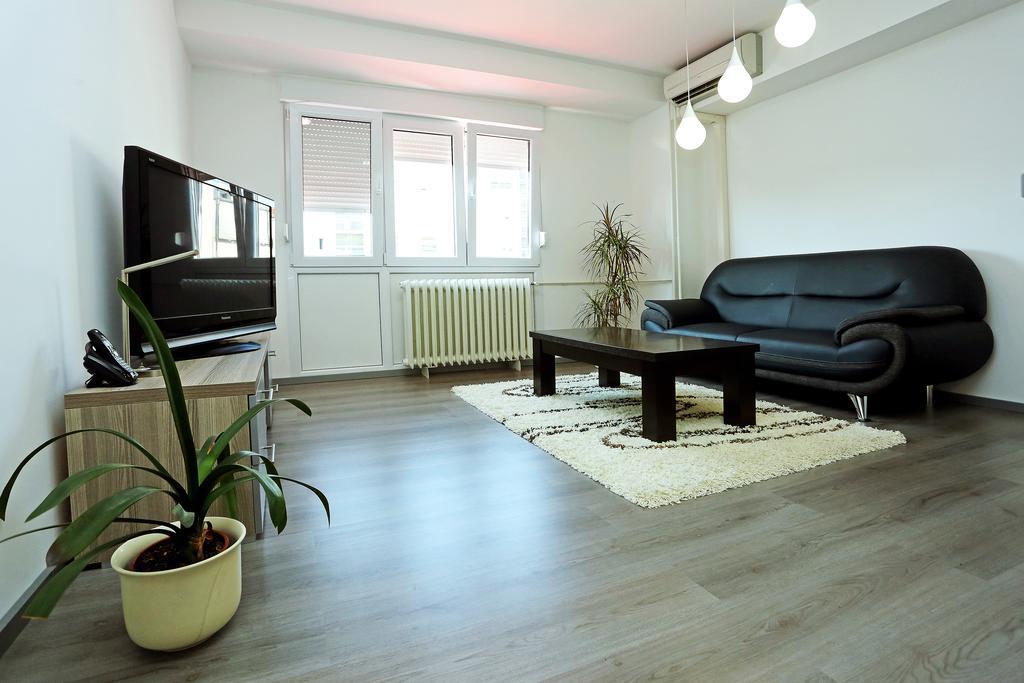 Apartment Travego II أوسييك الغرفة الصورة
